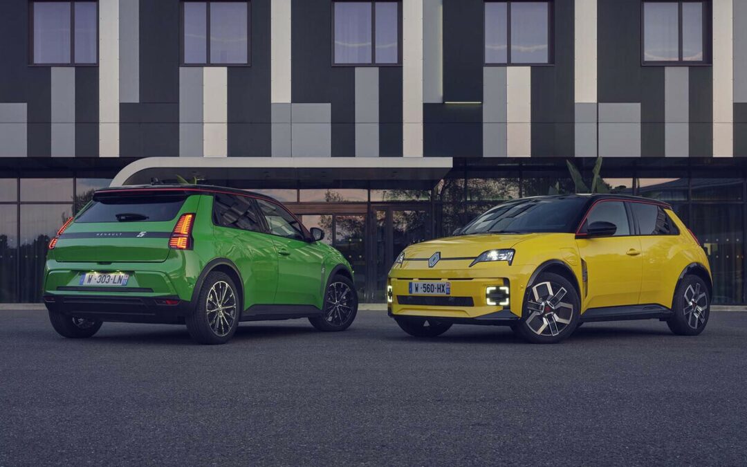 El Renault 5 más barato cuesta 26.800 euros, pero Renault dice que lo puedes comprar por 16.900 euros. Hay truco